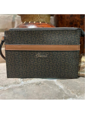 EUC~ Guess Wristlet